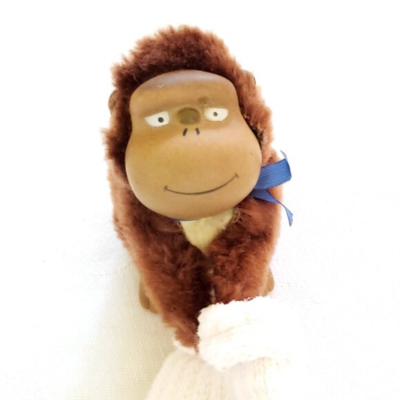 Vintage Ape Monkey Fuzzy Hugging Clip On Squeeze Arms Toy Animal - Picture 1 of 7